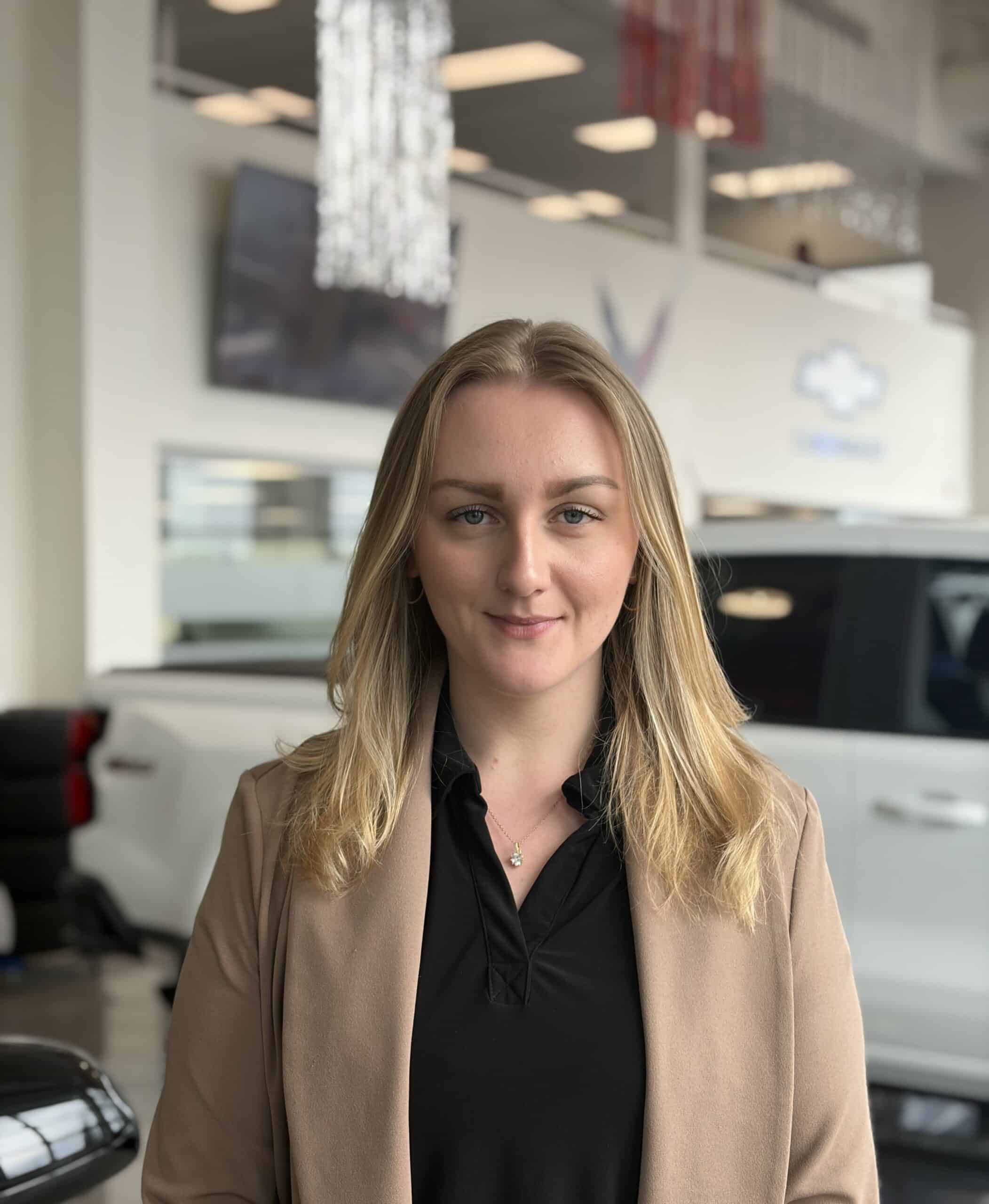 Zoe Kralj-Landrigan Sales Associate